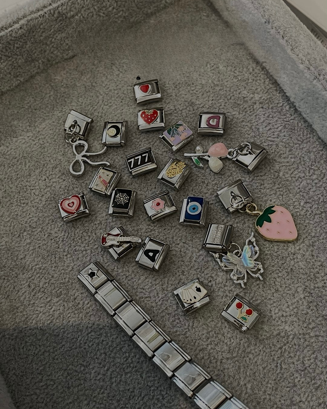 4_8ae59bc1-45ef-4a87-ae89-7be8cb9f0aff - Italian Charms France